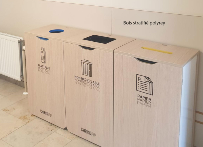 Borne de tri sélectif en bois pour entreprises