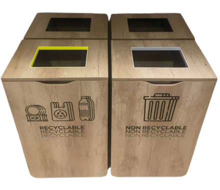 Poubelle de tri sélectif pour entreprise en bois avec couvercle ouverture carré